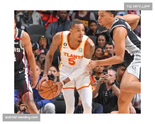 布伦特福德3-1曼联 科林斯拉扯犯规仅获黄牌引争议 布伦特福德3-1曼联 科林斯拉扯犯规仅获黄牌引争议